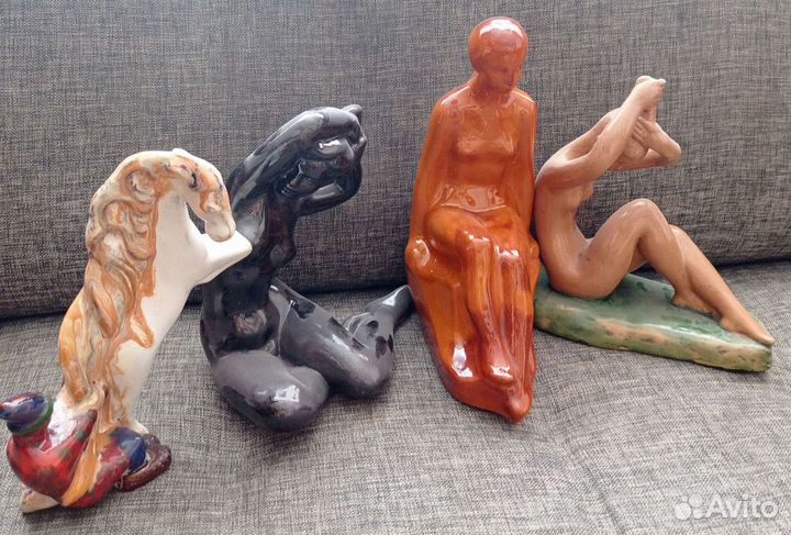 Статуэтки майолика, обливная керамика