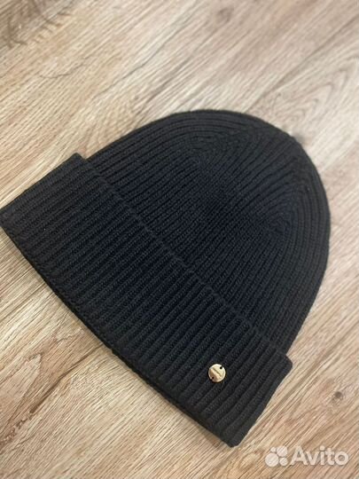 Шапка coccinelle Черная