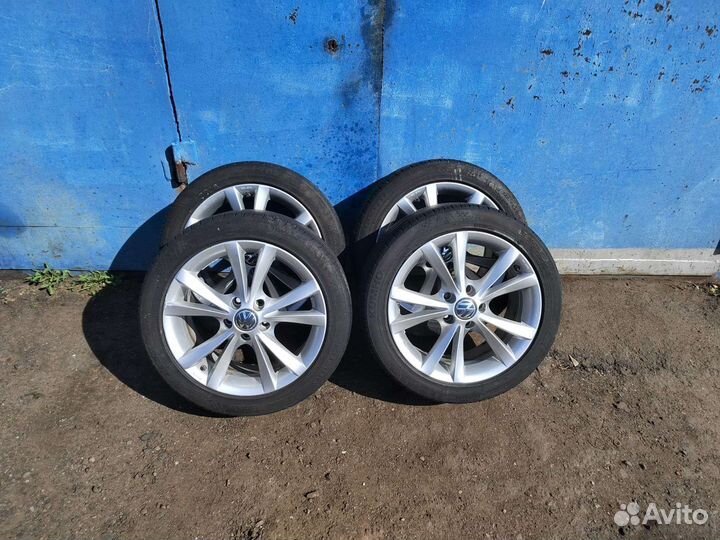 Kumho Ecsta HS51 225/45 R17
