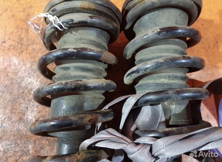 Стойки амортизаторов toyota mark 2 gx105