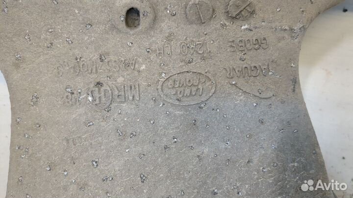 Рычаг подвески левый задний Jaguar XE 2015, 2017