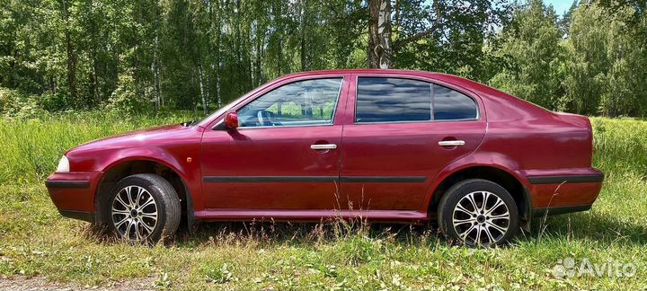 Skoda Octavia 1.8 МТ, 1998, 385 085 км
