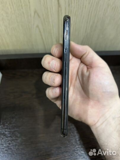 iPhone X, 256 ГБ