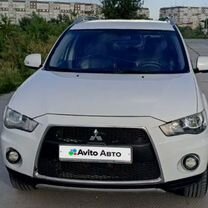 Mitsubishi Outlander 2.0 CVT, 2010, 206 000 км, с пробегом, цена 1 250 000 руб.