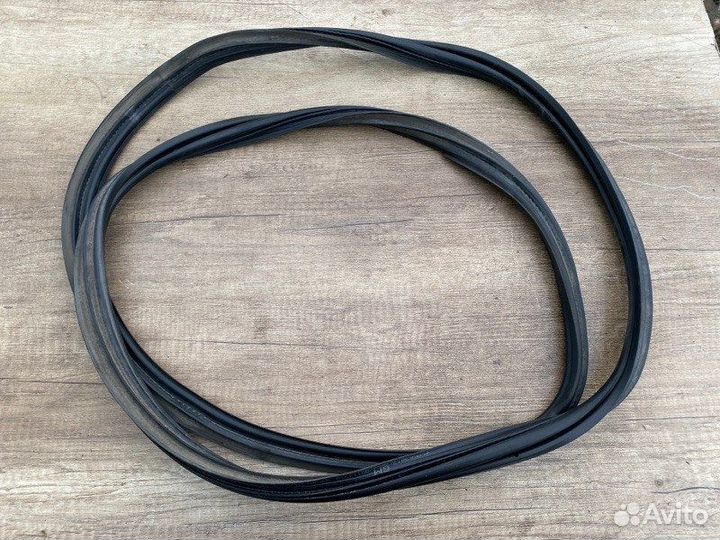 Уплотнитель проема Opel Corsa-C Z12XE 2004