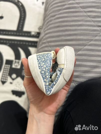 Кеды на девочку 23 hm