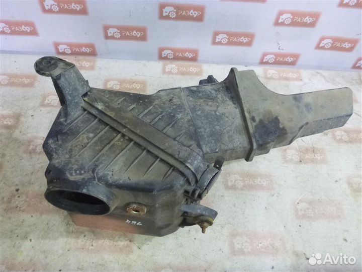 Корпус воздушного фильтра Mitsubishi Galant E52A