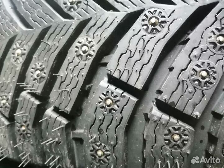 Michelin X-Ice North 4 205/55 R16