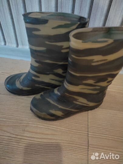 Детские резиновые сапоги