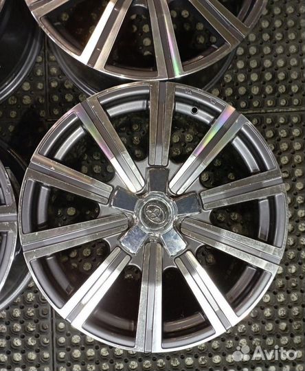 Диски R20 Toyota Land Cruiser Б/у Литые