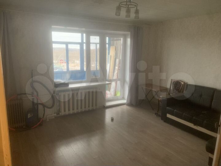 2-к. квартира, 52 м², 3/3 эт.