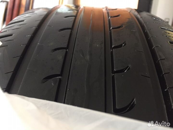 Goodyear EfficientGrip SUV 4x4 225/55 R18 98V