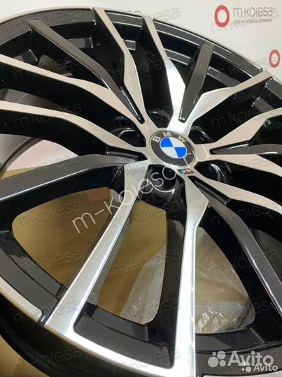 Разноширокие диски R22 BMW X5 G05 X6 G06 X7 G07