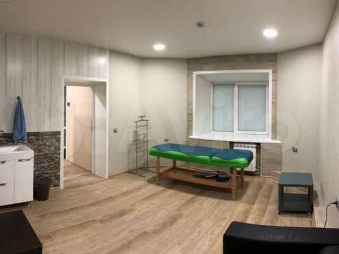 Торговая площадь, 65 м²
