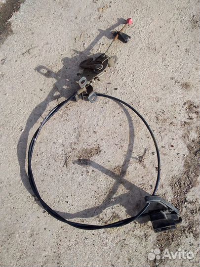 Трос замка капота VW T4, Фольксваген Т4