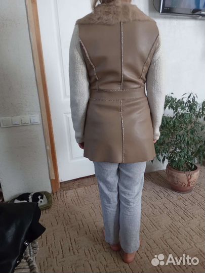 Безрукавка