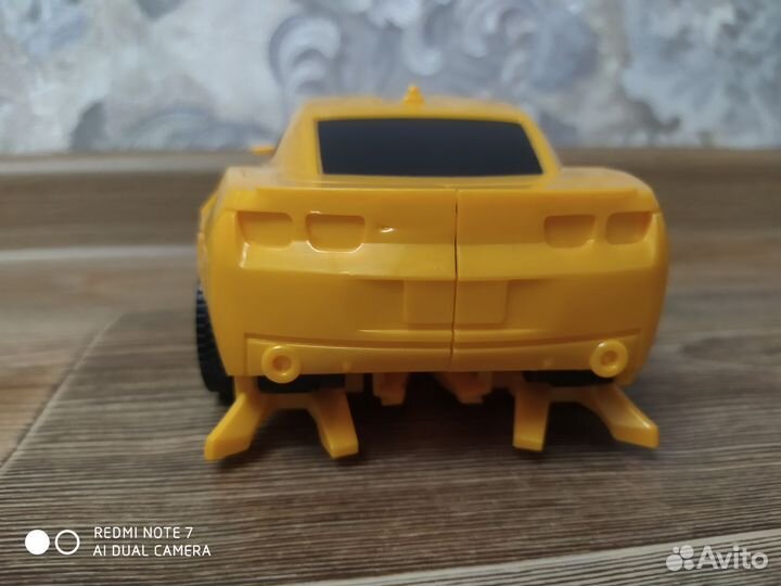 Игрушка робот