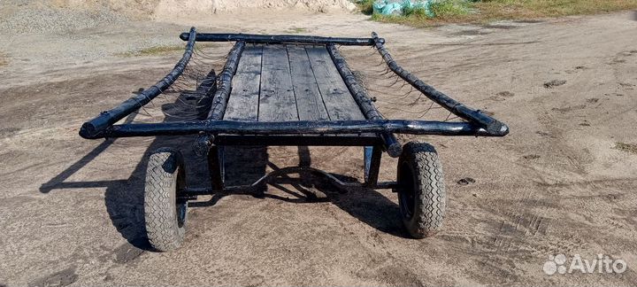 Телега для лошади