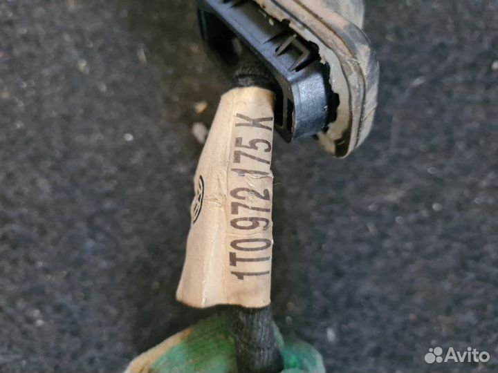 Проводка багажника Volkswagen Touran 1