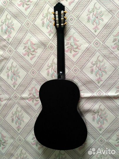 Классическая гитара Yamaha C40 (черная) + чехол