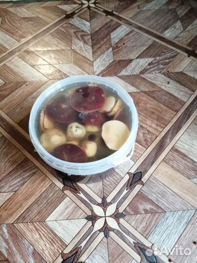 Белые грибы маринованные