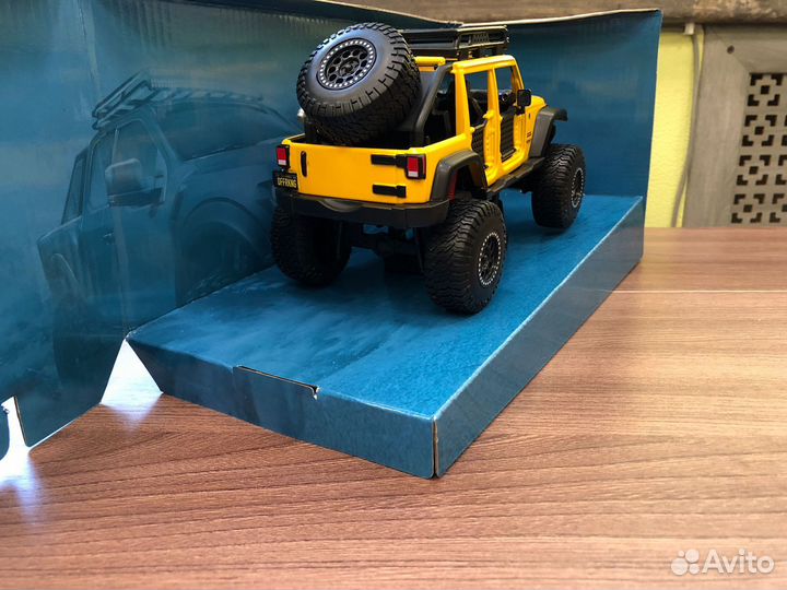 Maisto 1:24 - Jeep Wrangler 2015 Unlimited