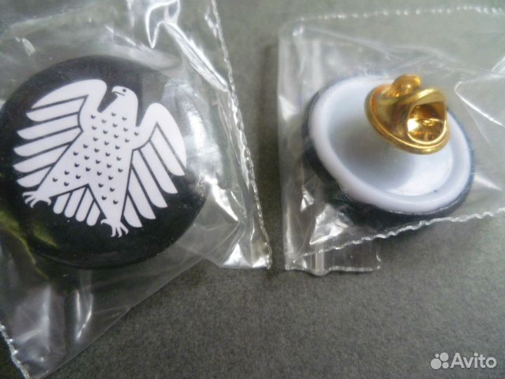 Значок Медаль Города Детские Ленин Герб Самолет Лу