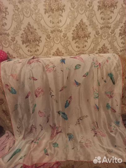 Шелковый платок женский