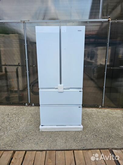 Холодильник Haier HB18fgwaaaru