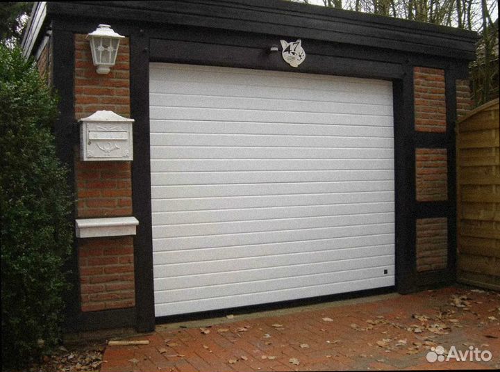 Ворота секционные подъемные