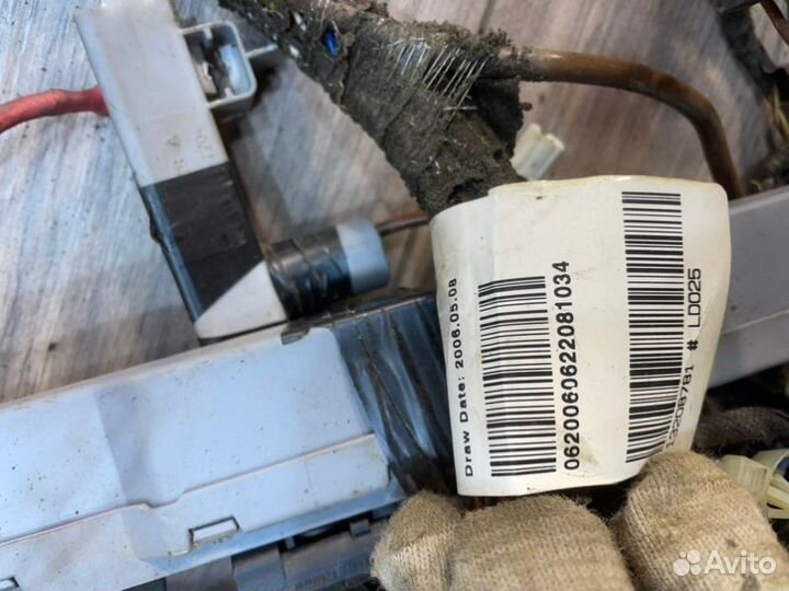 Проводка торпедо Opel Astra H хетчбек Z16XEP 2006