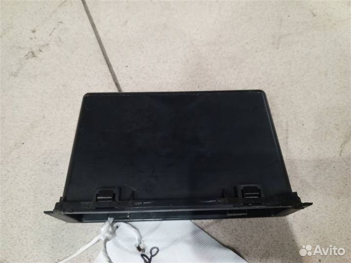 Ящик передней консоли Mitsubishi Pajero iO 1998-2