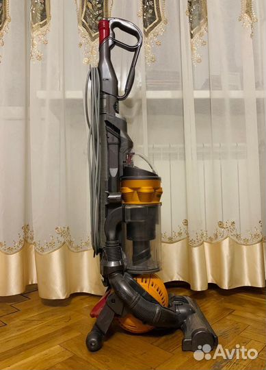 Пылесос Dyson25
