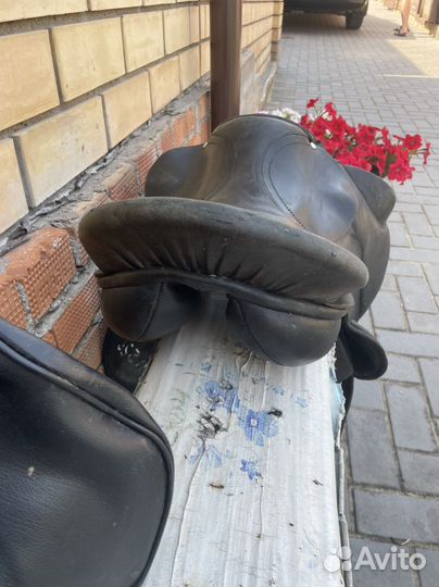 Седло бу для лошади цена за 2 штуки