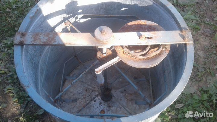 Медогонка 4 рамочная