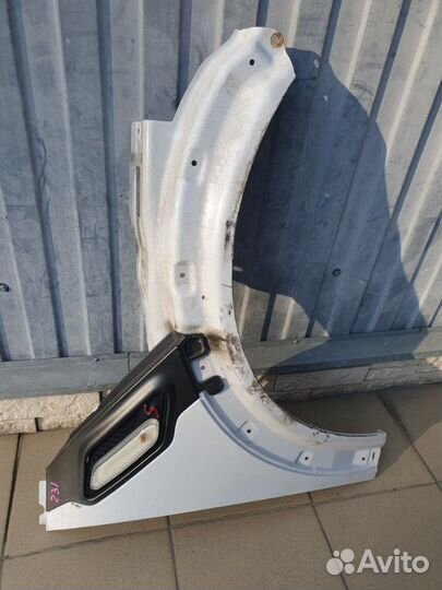 Крыло переднее правое Mini Cooper S Countryman R60