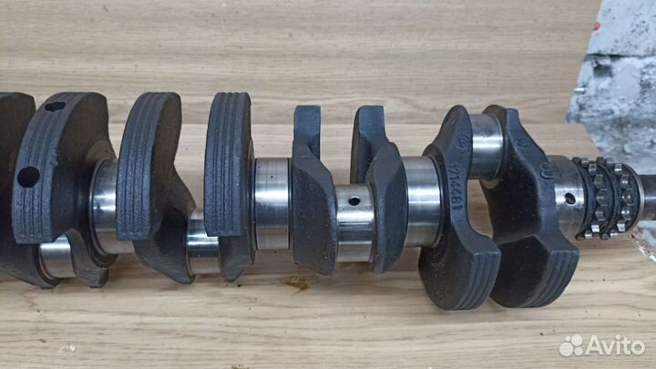 Bmw m50b25 m52b25 коленвал
