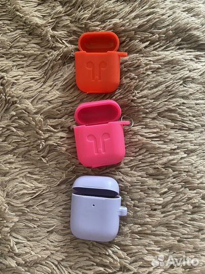 Беспроводные наушники apple airpods 1