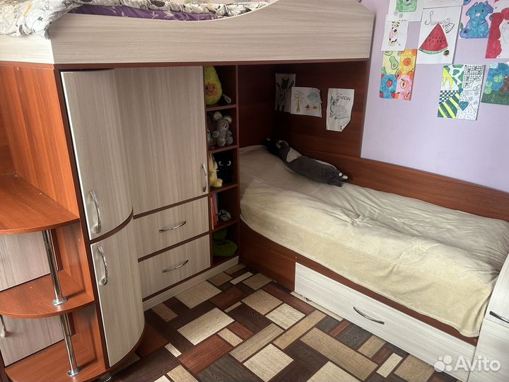 Двухъярусная кровать детская