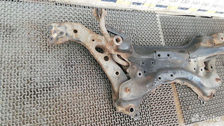 Б/У Б/У Балка подвески передняя 5120142071 toyota