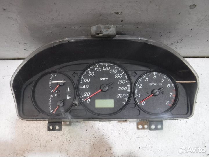 Панель приборов Mazda 323 BJ