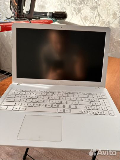 Asus
