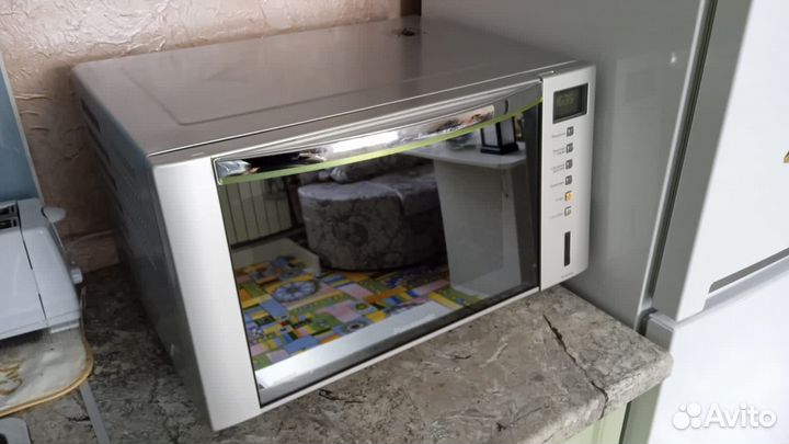 Микроволновка (фирменная печь Свч)