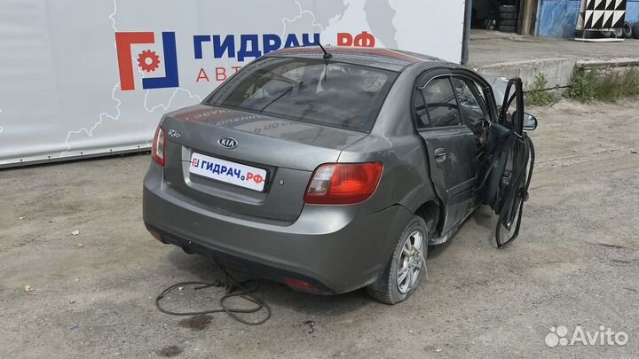 Пол багажника Kia Rio 2 (JB) 85710-1G005-CA