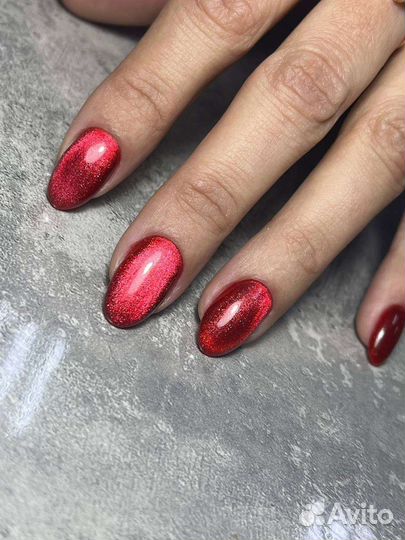 Маникюр, педикюр в студии