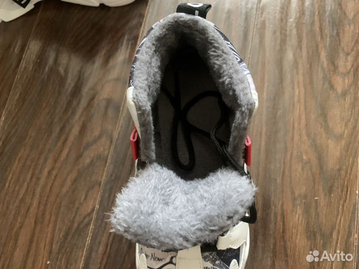 Ботинки утепленные