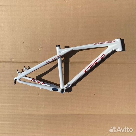 Рама Карбон GT Zaskar Expert под 26 и 27.5, S