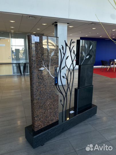 Памятники из Карельского гранита