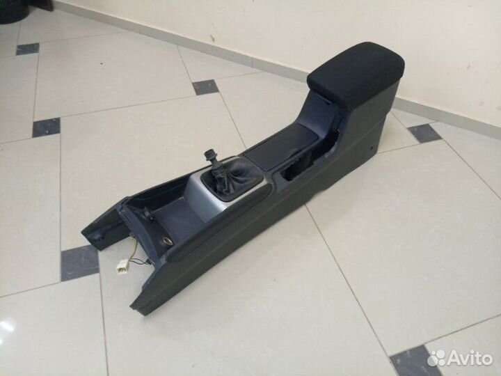 Подлокотник Hyundai Elantra HD G4FC 2010