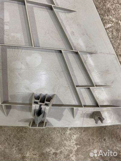 Накладка стойки задняя левая Skoda Fabia 5J2 cgpa